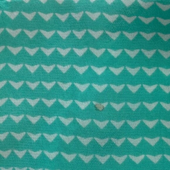 Joie - Long Sleeve Pullover Silk Blouse - Triangle Pattern - Mint Grn - Size XS - Picture 11 of 11